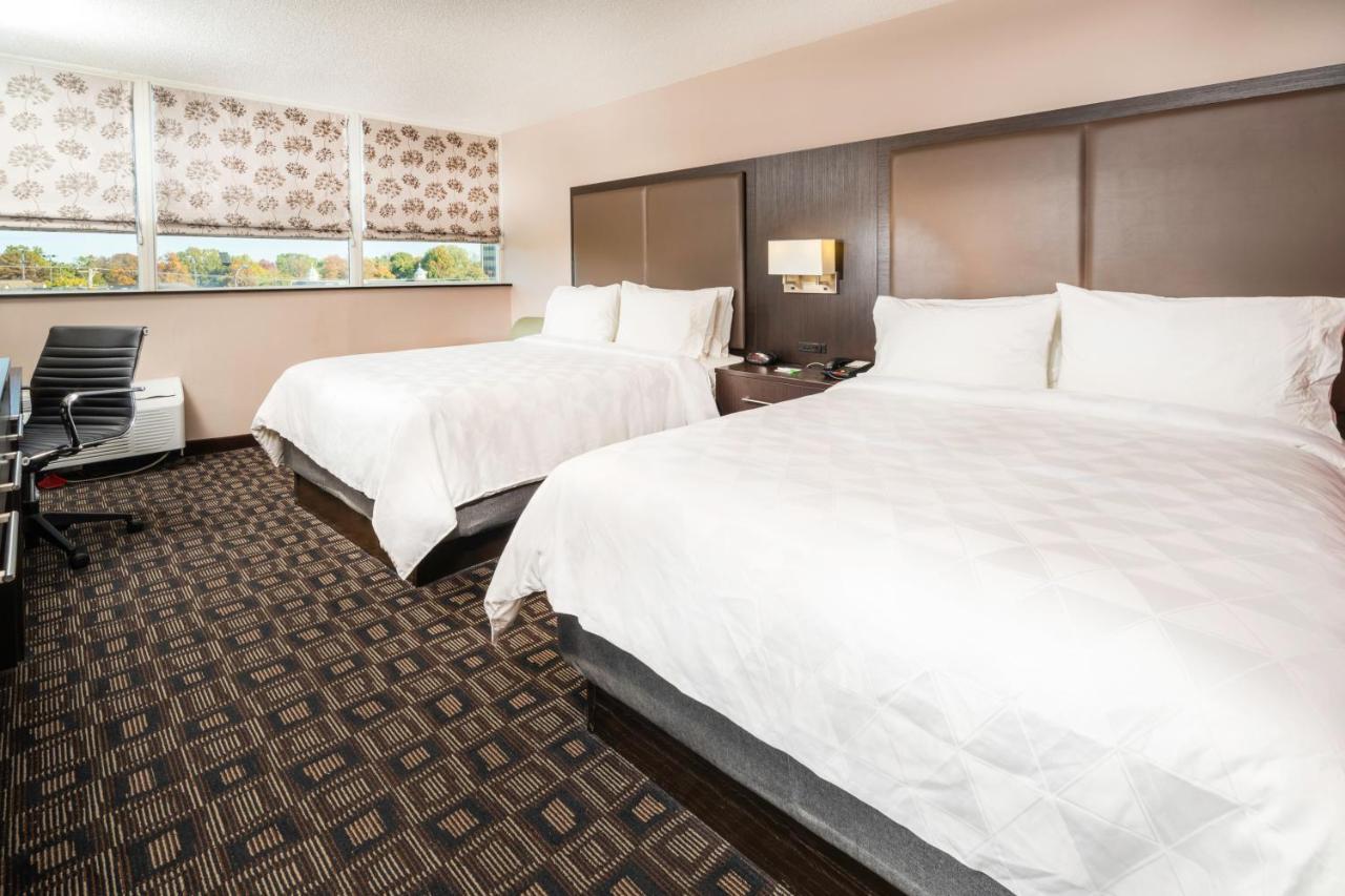 Holiday Inn Louisville East - Hurstbourne By Ihg Eksteriør bilde