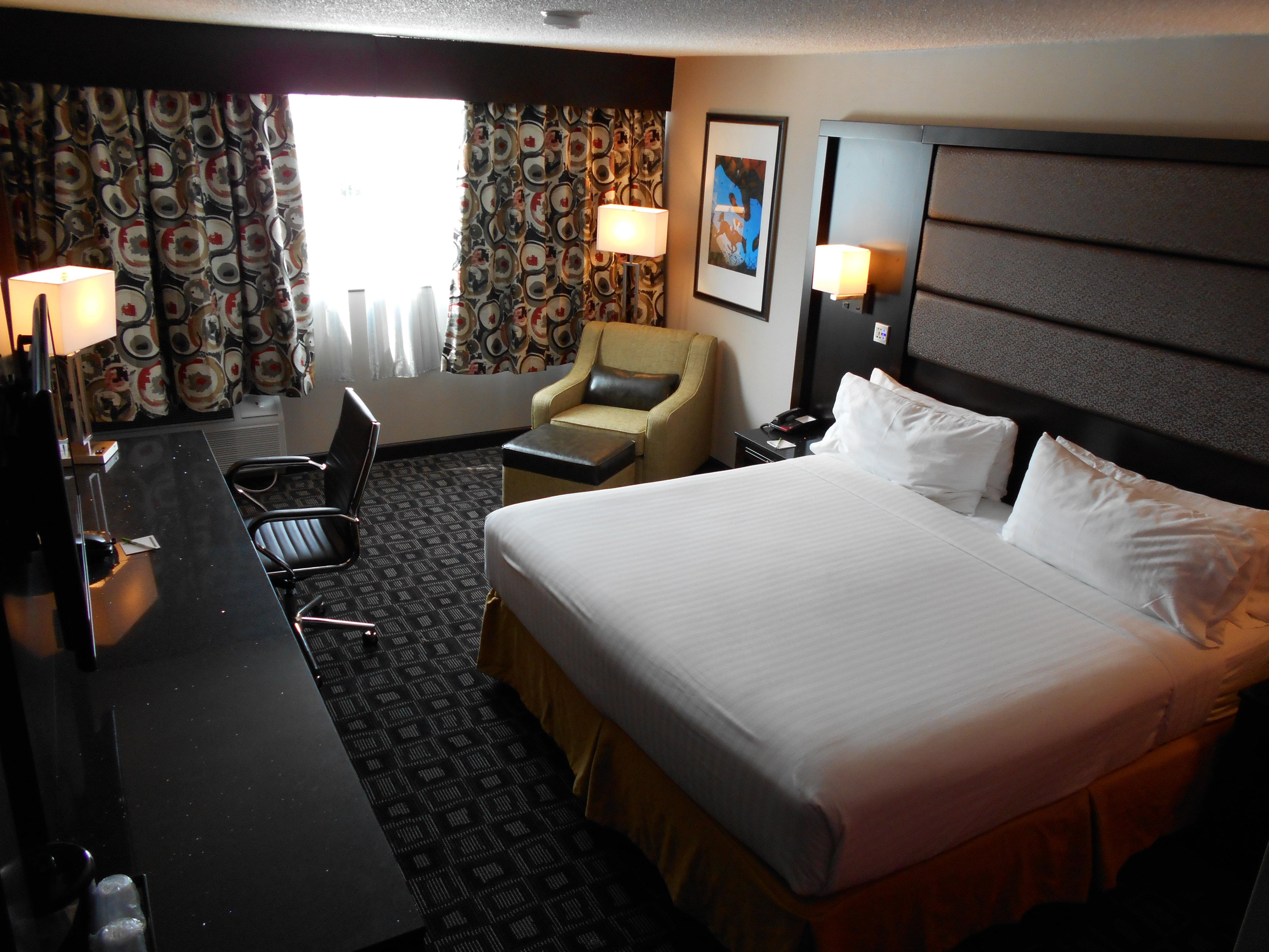 Holiday Inn Louisville East - Hurstbourne By Ihg Eksteriør bilde