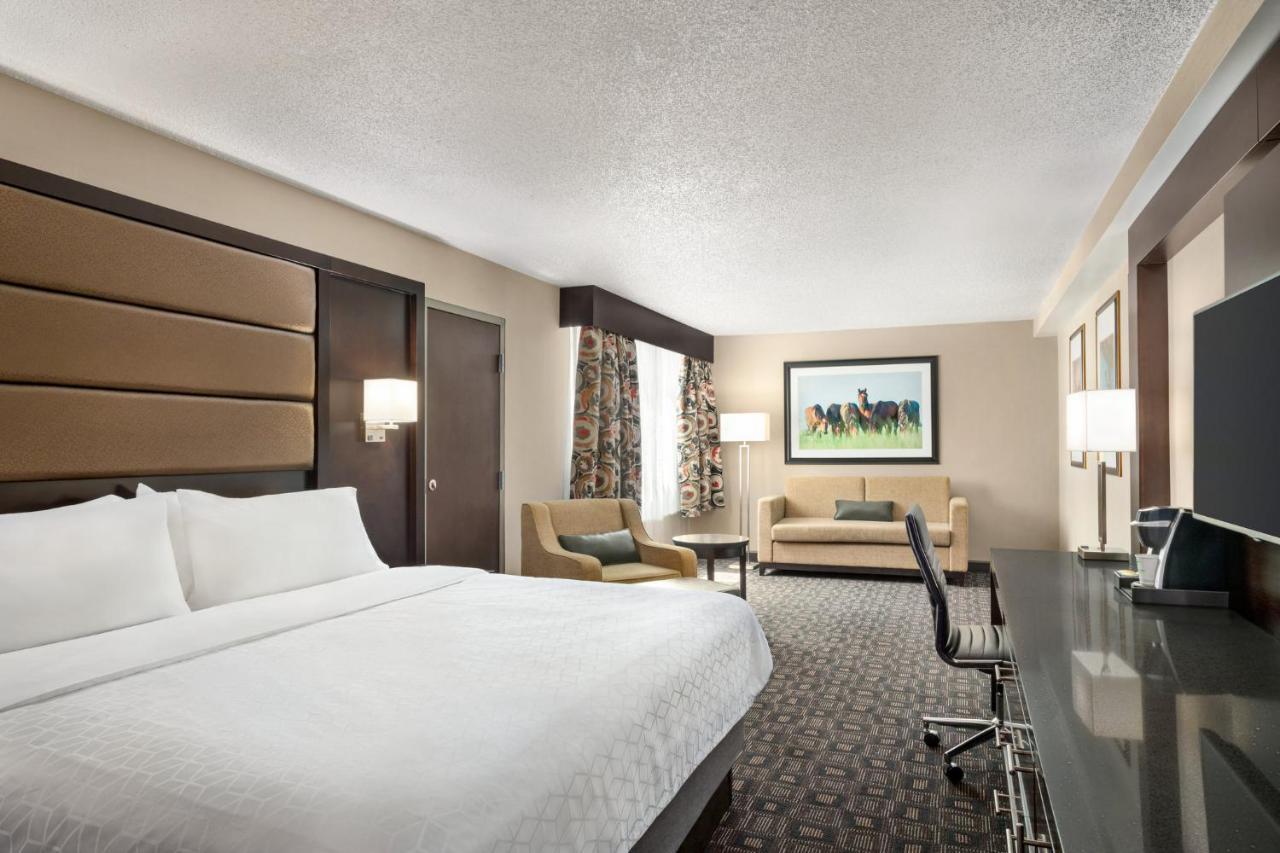 Holiday Inn Louisville East - Hurstbourne By Ihg Eksteriør bilde