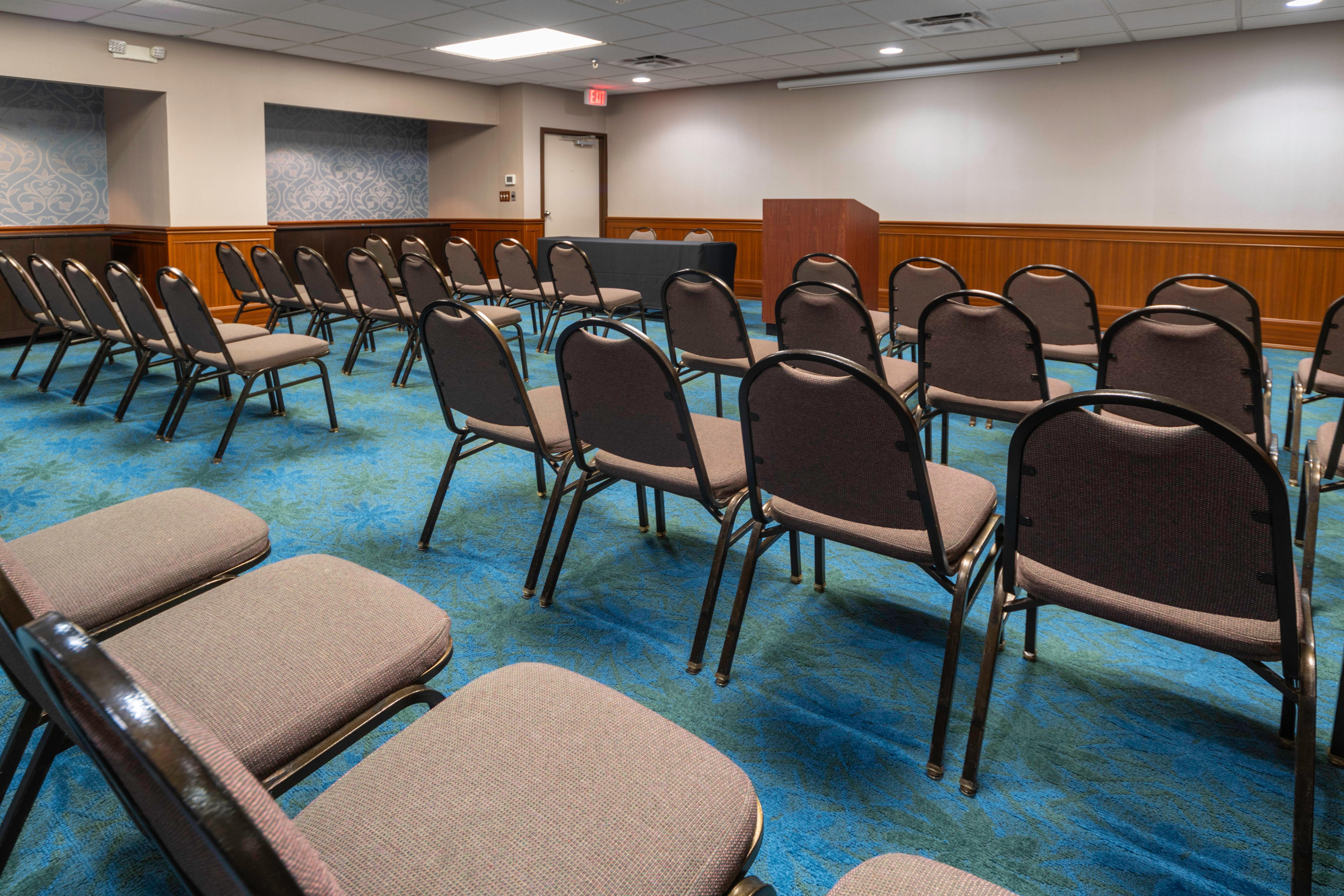 Holiday Inn Louisville East - Hurstbourne By Ihg Eksteriør bilde